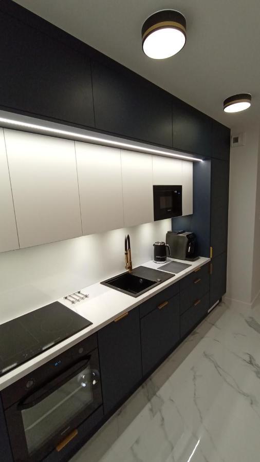 Plaza Tower Apartament, Sauna, Targi Kielce Bagian luar foto