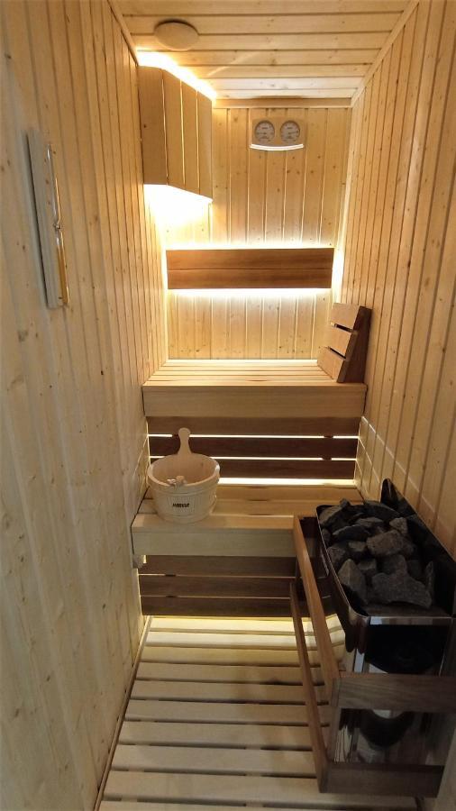 Plaza Tower Apartament, Sauna, Targi Kielce Bagian luar foto